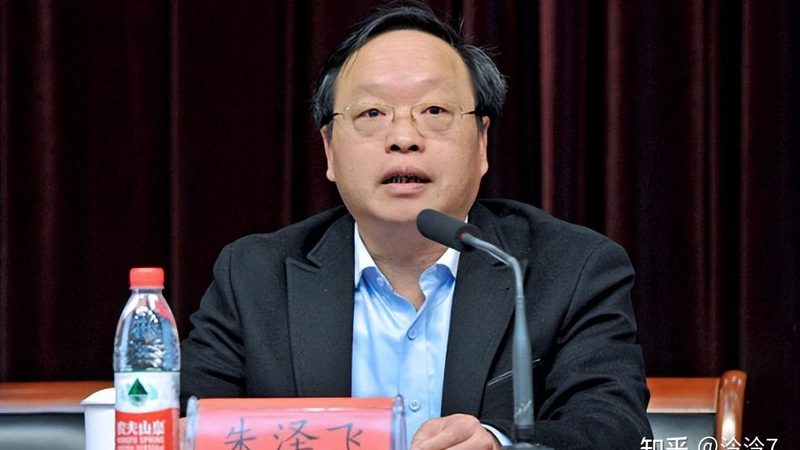 在加盟代理PCB板业务时，首先要关注加盟品牌的资质与实力。以下是一些关键点：